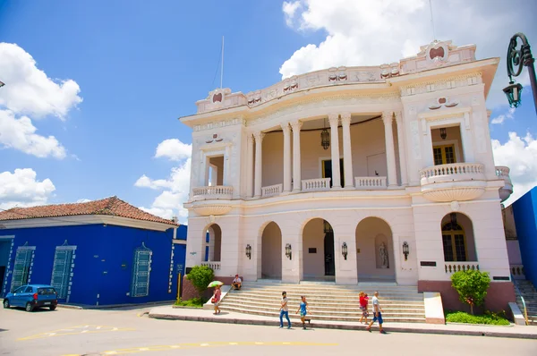 圣灵的圣斯皮里图斯省，古巴-2015 年 9 月 5 日: 拉丁语。它是古巴最古老的欧洲居住区之一. — 图库照片