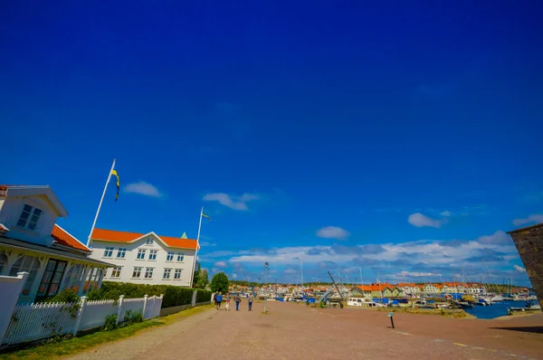 美丽的景色的 Marstrand，瑞典流行帆船岛 — 图库照片