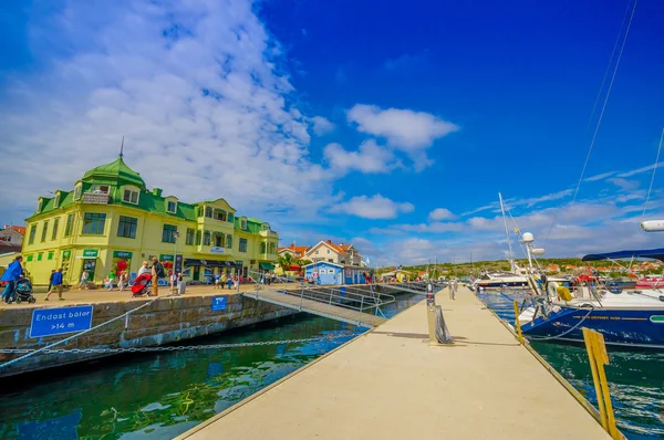 Vacker utsikt över Marstrand, populära segling island, Sverige — Stockfoto