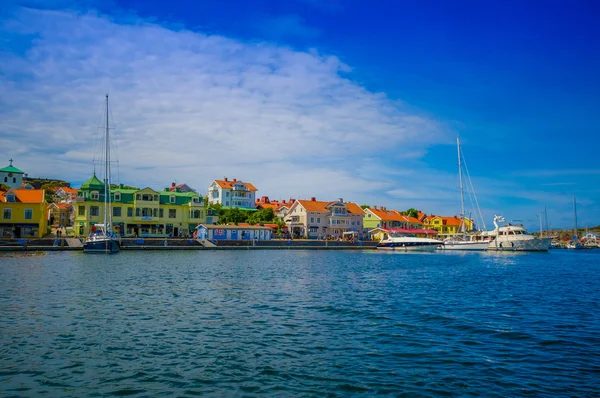 Marstrand, pintoresca y popular isla de vela en Suecia — Foto de Stock