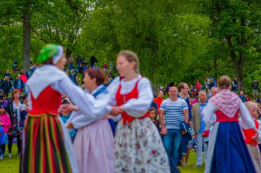 Direği dans yaz ortasında, Gothemburg, İsveç