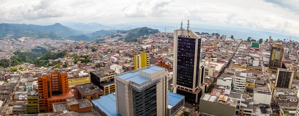 コロンビアのマニサレス都市のパノラマ ビュー — ストック写真
