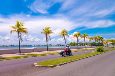 Trinidad, Küba - 12 Eylül 2015: Cienfuegos eyaletinin başkenti olan güney kıyısında bir şehir