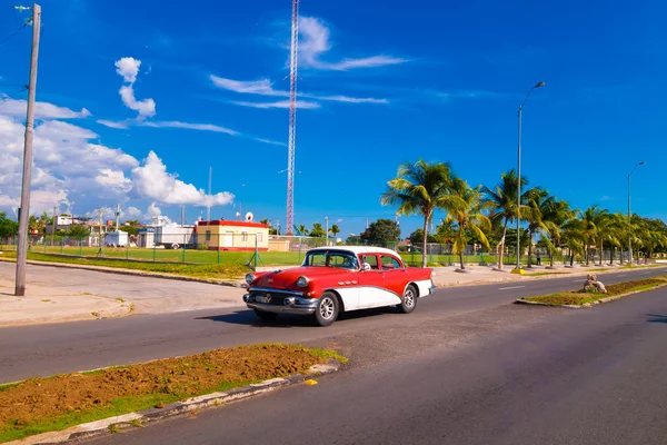TRINIDAD, CUBA - 12 SEPTEMBRE 2015 : Capitale de la province de Cienfuegos, est une ville de la côte sud . — Photo