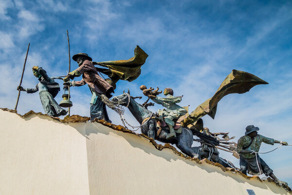 Памятник основателям города Манисалес, Колумбия

