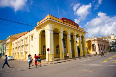 Pinar Del Rio, Küba - 10 Eylül 2015: Şehir merkezinde şehrin ayar noktası için bazı dünyanın en iyi tütün tarlaları.