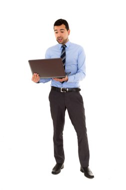 dizüstü bilgisayar ile Office adam