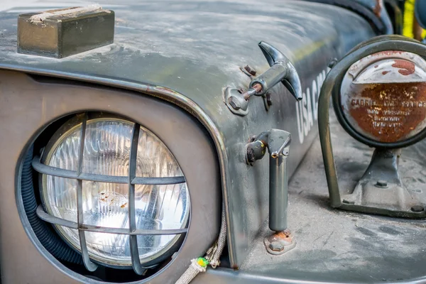 Old vintage jeep — Stock Photo, Image