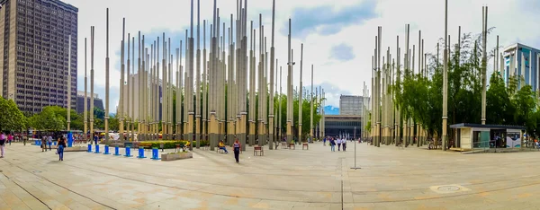 Place Cisneros ou parc de lumières à Medellin, Colombie — Photo