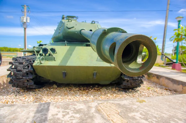 PLAYA GIRON, CUBA - 9 de septiembre de 2015: Museo muestra la curiosa historia en el ataque a Bahía de Cochinos — Foto de Stock