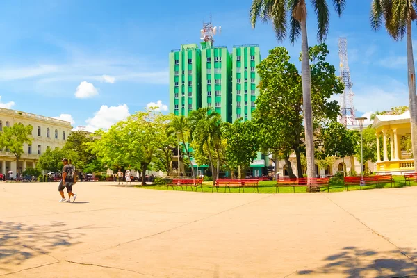 Santa Clara, Kuba - 08 September, 2015:View, downtown i huvudstaden i provinsen, Villa Clara. — Stockfoto
