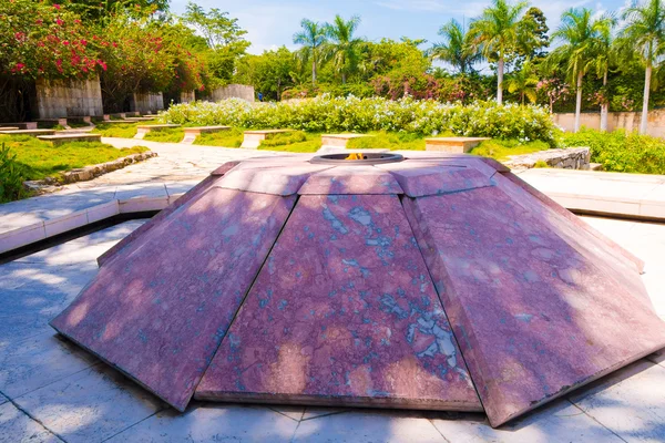 SANTA CLARA, CUBA - SEPTEMBER 08, 2015: The Che Guevara Mausoleum in Santa Clara, Cuba. — Stock Photo, Image