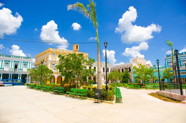 Sancti Spíritus, Cuba - 5 September 2015: Latijn voor de Heilige Geest. Het is een van de oudste Cubaanse Europese nederzettingen. — Stockfoto