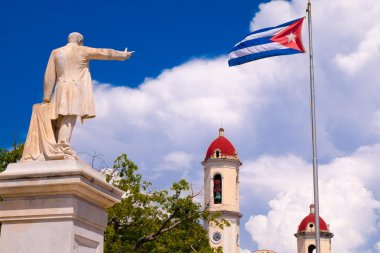 Trinidad, Küba - 12 Eylül 2015: Cienfuegos eyaletinin başkenti olan güney kıyısında bir şehir.