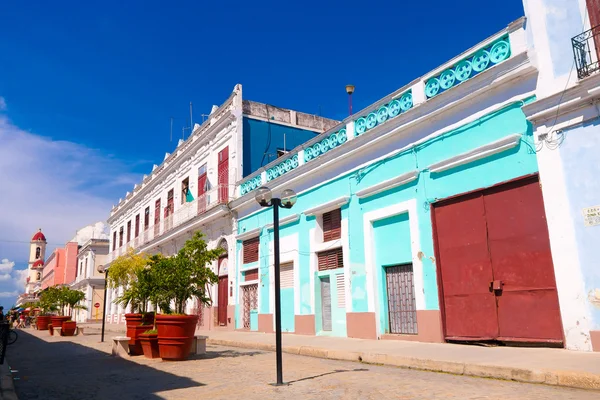 Trinidad, Kuba - 12 września 2015: Stolica prowincji Cienfuegos, to miasto na południowym wybrzeżu. — Zdjęcie stockowe