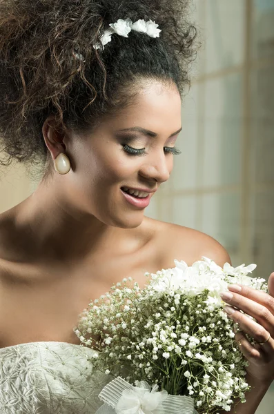 Portrait of beautiful exotic latin bride wearing white dress — Stock Photo, Image