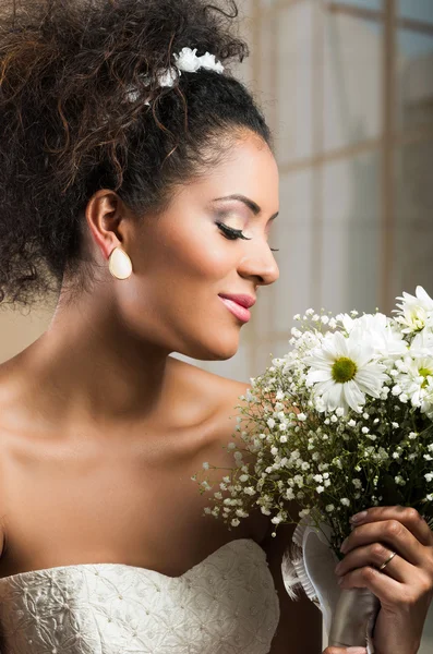 Portrait of beautiful exotic latin bride wearing white dress — Stock Photo, Image