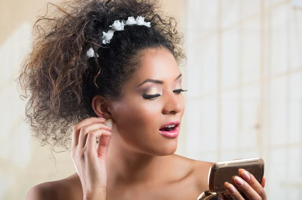 Closeup portrait of beautiful hispanic young woman with curly hair — Stock Photo, Image