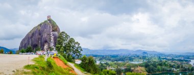 La Piedra, Guatape, Kolombiya'da Penol kaya oluşumu