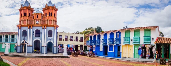 Schöne altstadtreplika, guatape, kolumbien — Stockfoto