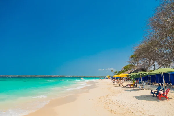 Piękna plaża Playa Blanca lub biały blisko Cartagena, Kolumbia — Zdjęcie stockowe