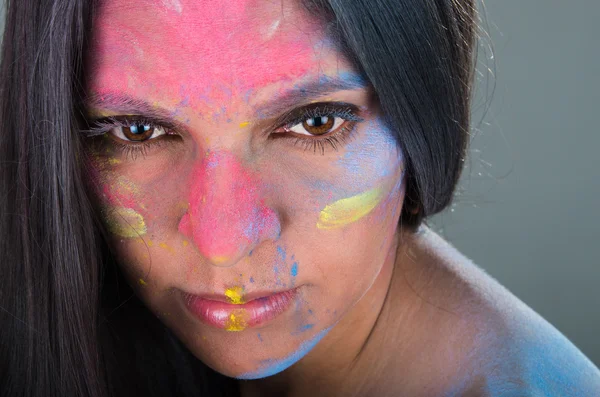 Retrato de cerca de chica latina con la cara pintada — Foto de Stock