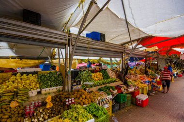 Willemstad Curacao - 2 Kasım 2015 - yüzen balık pazarı Willemstad, Curacao, Caribbean