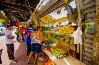 Willemstad Curacao - 2 Kasım 2015 - yüzen balık pazarı Willemstad, Curacao, Caribbean