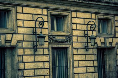 Paris, Fransa'da vintage sokak lambası görüntüsünü kapatmak