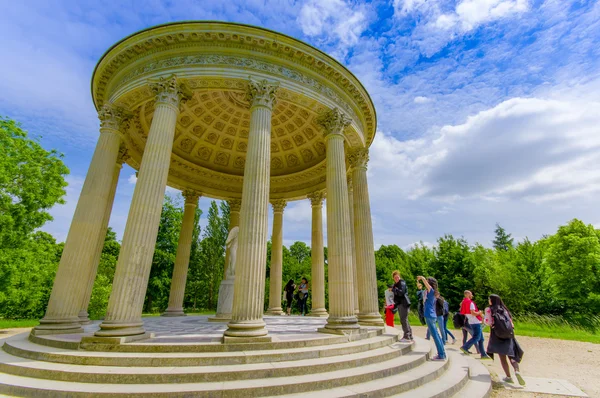 Świątynia miłości, znajduje się za Petit Trianon w Versailles, Paryż, Francja — Zdjęcie stockowe