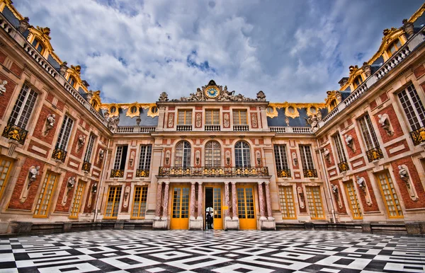 Tribunal de Mármol, Cour de Marbre, Palacio de Versalles, París, Francia —  Fotos de Stock