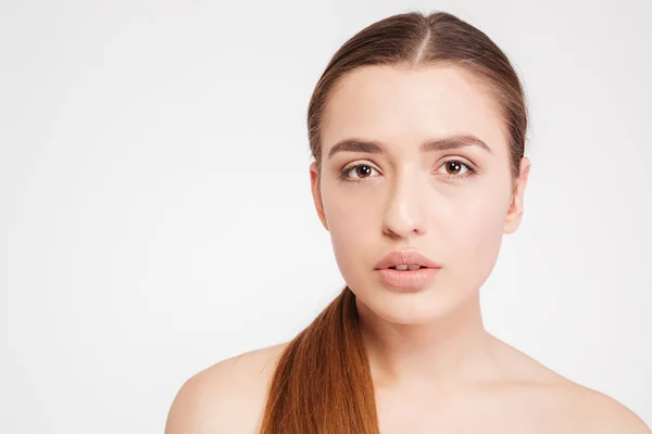 Retrato de belleza de tierna mujer joven y hermosa —  Fotos de Stock