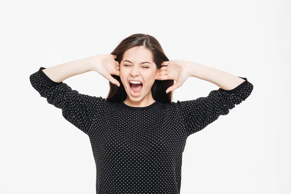 Mooie vrouw schreeuwen — Stockfoto