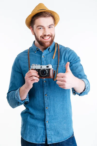 Ritratto ravvicinato di un uomo sorridente che mostra un segno positivo — Foto Stock