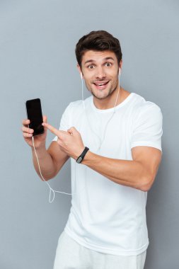 Adam akıllı telefon, işaret parmağı