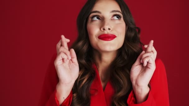 Close Zicht Van Een Positieve Vrouw Een Rode Blazer Het — Stockvideo