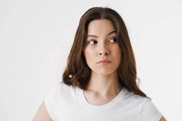 Mujer Joven Pensativa Pensando Aislado Sobre Fondo Blanco —  Fotos de Stock