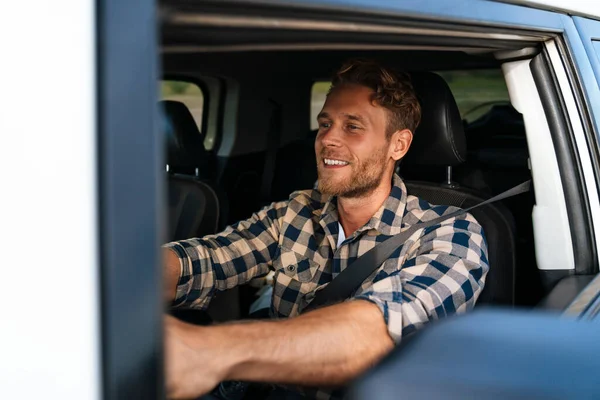 Handsome Young Man Front Seat Car Beach — Stock Photo, Image