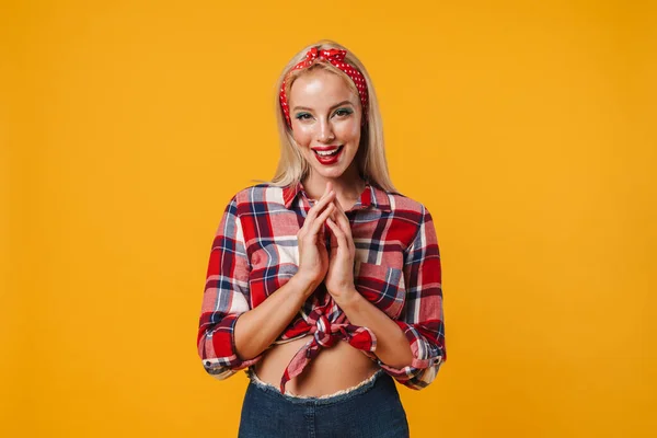 Imagem Menina Pinup Bonita Alegre Sorrindo Olhando Para Câmera Isolada — Fotografia de Stock