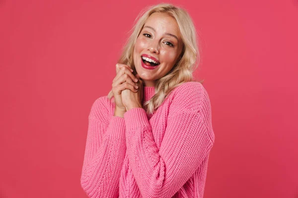 Imagen Chica Caucásica Feliz Sonriendo Mirando Cámara Aislada Sobre Fondo — Foto de Stock