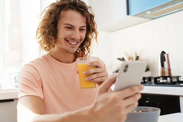 Caucasian Handsome Smiling Guy Taking Selfie Cellphone While Having Breakfast — Stock Photo, Image