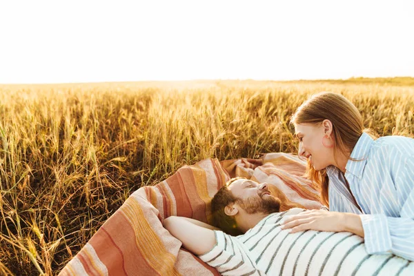 Image Young Happy Cheery Loving Couple Lying Together Field — Stock Photo, Image