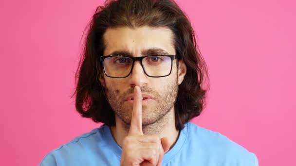Close View Face Man Wearing Glasses Showing Silence Gesture While — Vídeos de Stock