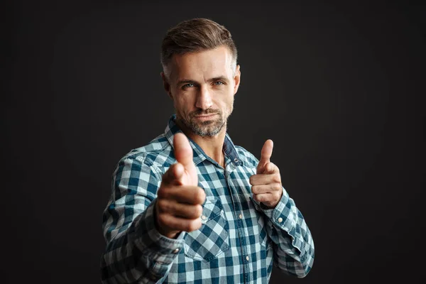 Immagine Bell Uomo Dai Capelli Grigi Che Indica Isolato Sullo — Foto Stock