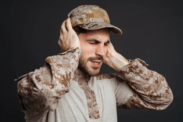 Homme Militaire Masculin Malheureux Avec Mal Tête Frottant Ses Tempes — Photo