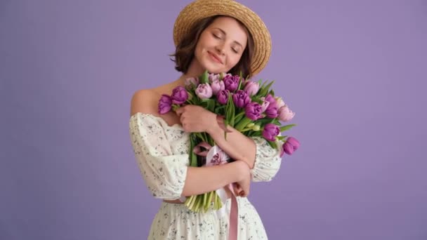 Happy Woman Short Hair Dress Hat Holding Bouquet Tulips His — Stock Video