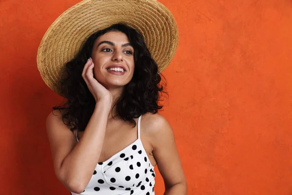 Alegre Hermosa Mujer Traje Baño Sonriendo Mientras Posando Cámara Aislada —  Fotos de Stock