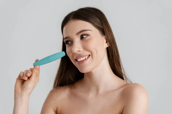 Happy Shirtless Nice Girl Smiling While Posing Mascara Isolated White — Stock Photo, Image