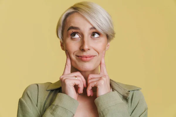 Joven Mujer Pelo Blanco Sonriendo Señalando Con Los Dedos Sus —  Fotos de Stock