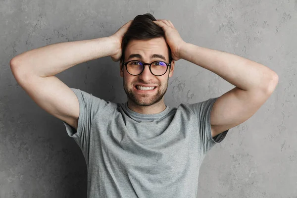 Surprised Frustrated Casual Man Looking Camera Open Mouth Isolated Gray — Stock Fotó